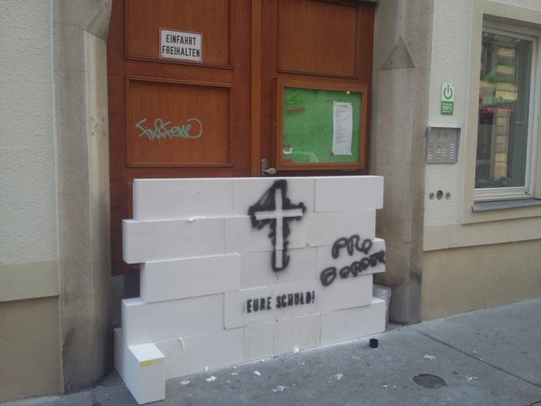 Zentrale der Grünen in Wien zugemauert