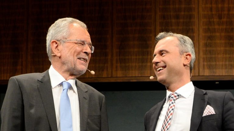 Wahlkarten-Fehler: Experten fordern Verschiebung