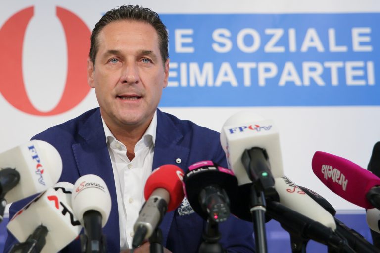 Strache attackiert Kern: „Faymann mit Sonnenbrille“