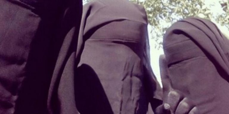 ISIS-Frauen foltern Mädchen (10) zu Tode