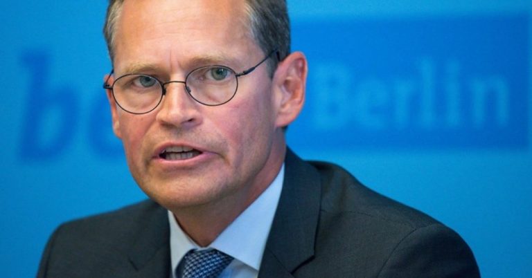 Berlins Bürgermeister demonstriert gemeinsam mit radikalen Islamisten für „weltoffenes Berlin“