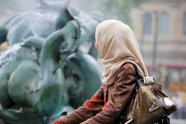 „Kopftuch ist für Muslimas Pflicht“