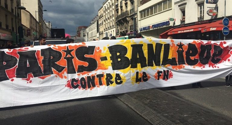 Tränengas und Molotow-Cocktails bei Paris: Gegner von Le Pen im Clinch mit Polizei