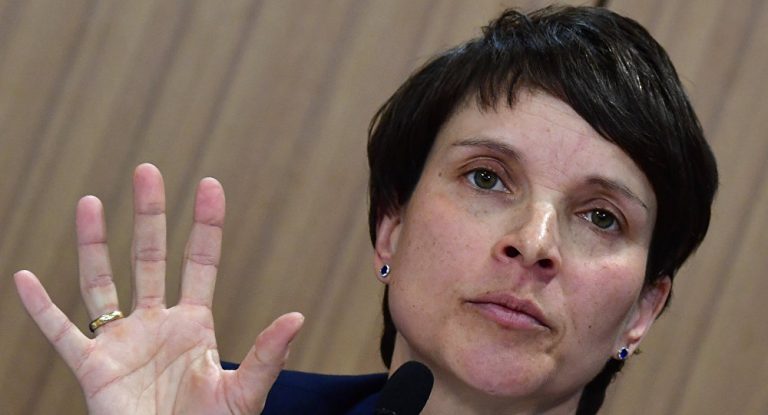 AfD-Chefin Petry verzichtet auf Spitzenkandidatur