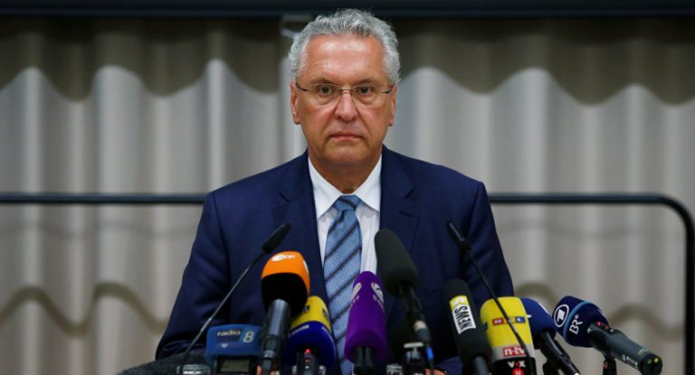 Bayerns Innenminister will EU-Gespräche mit Türkei „nicht pausieren, beenden!“