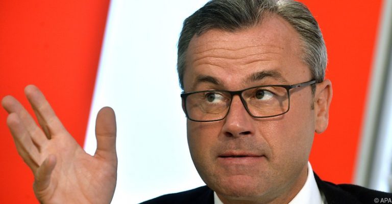 Hofer: Regierung veranstaltet „Wahlkampfposse“ um Polizei