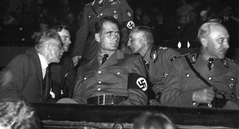 London: Nationalarchiv gibt Rudolf-Heß-Akte frei – Geheimnis wird obskurer