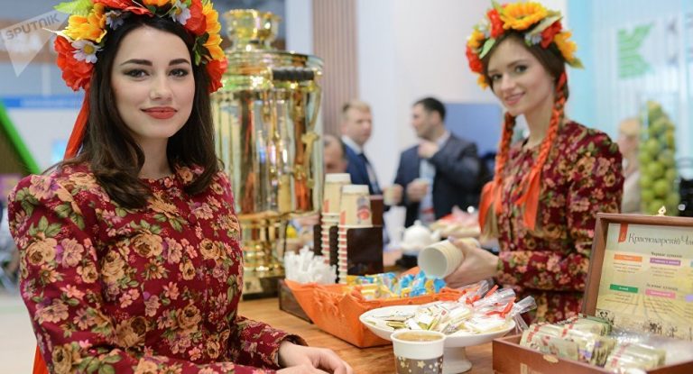 Wie wächst Russlands Wirtschaft unter Sanktionen? Deutsche Experten erstaunt