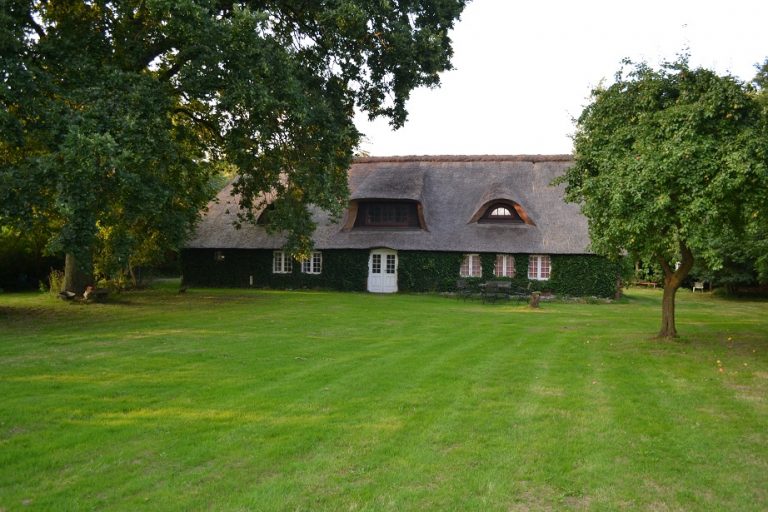 Reetdachhaus direkt vor Sylt und Dänemark zu verkaufen