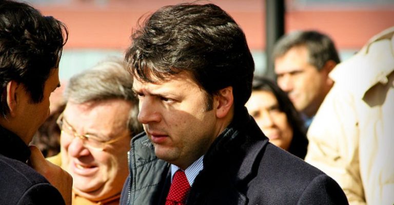 Diskussion um NGOs im Mittelmeer Italiens Ex-Premier Renzi: „Kooperation mit Schleppern streng bestrafen“