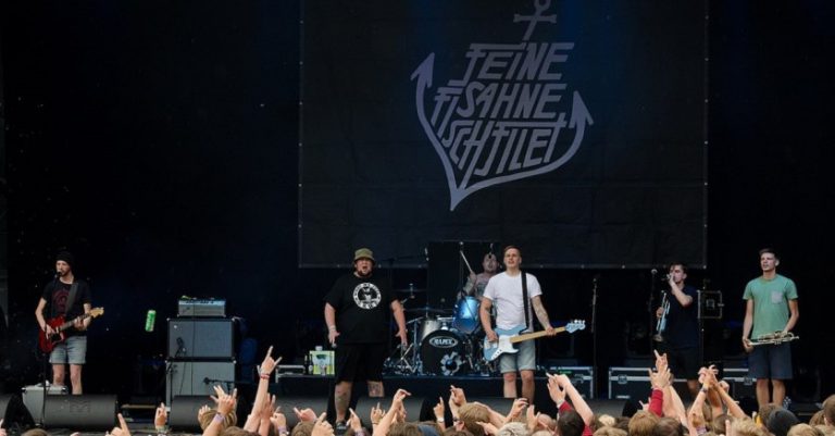 „Feine Sahne Fischfilet“ Staatliche Förderung für Doku über extremistische Antifa-Punkband