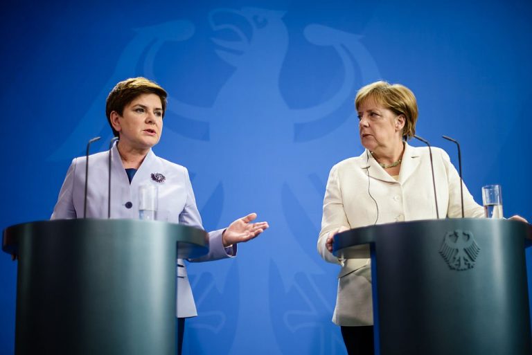 Polen wird keine muslimischen Flüchtlinge aufnehmen – Szydło: „Merkels Migrationspolitik befeuert Terrorismus“