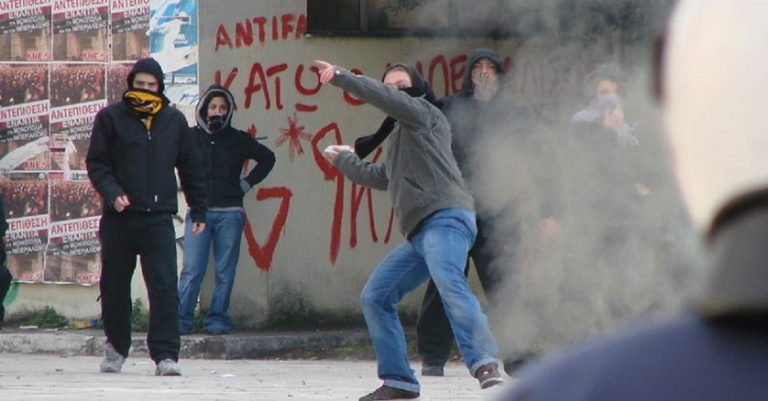 Schlag gegen Antifa-Szene: Behörden verbieten „Indymedia“