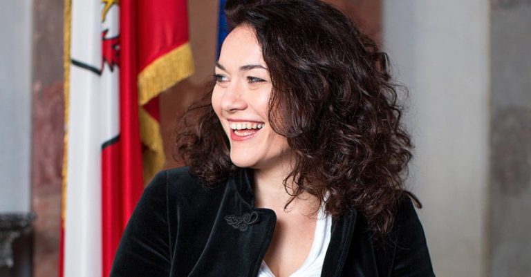Grüne Pläne für Bundesheer: „Dafür brauchen sie auch keine Waffe“