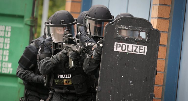 Razzia in NRW: Über tausend Spezialkräfte im Einsatz