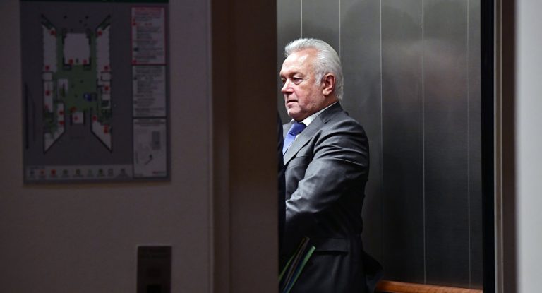 Weshalb FDP-Vize Kubicki sauer auf Merkel ist