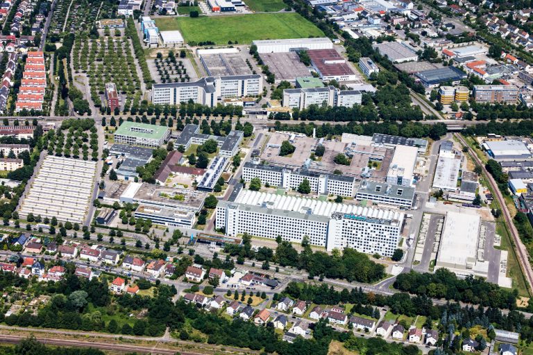 Stammdaten-Spezialist an neuem Standort