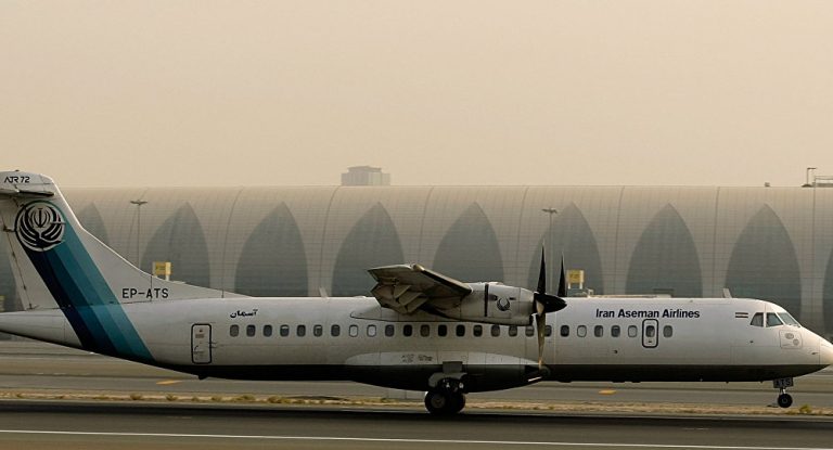 Iran: Passagierflugzeug prallt gegen Berg – alle 66 Insassen tot