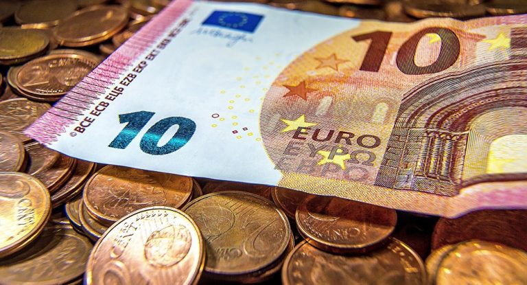 Finanzexperte: „In fünf Jahren ist der Euro Geschichte“
