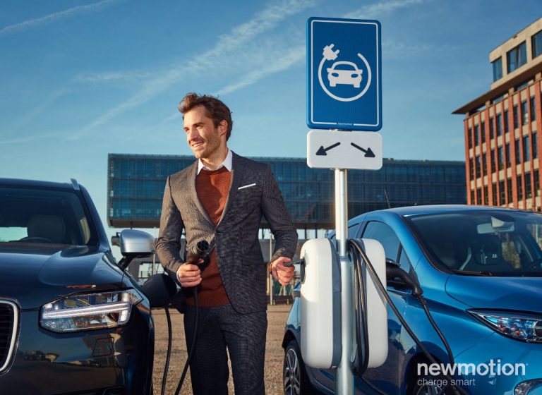 Deutsche laden ihre Elektroautos immer häufiger