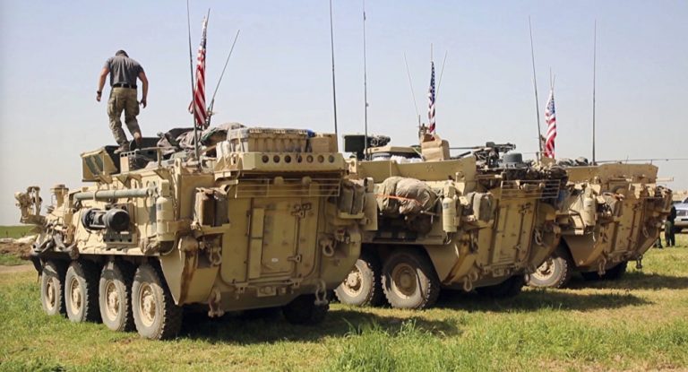 „Kurs auf Zerfall“: Lawrow zweifelt an US-Plänen, Syrien zu verlassen