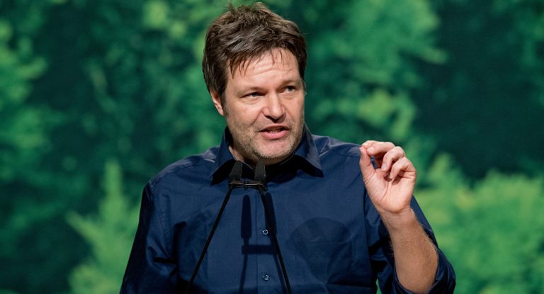 Grünen-Chef Habeck: „Vom Kreml nicht erpressen lassen!“