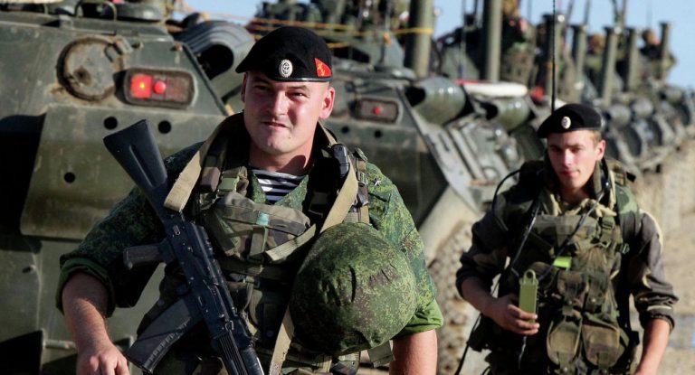 Russland alarmiert 4000 Soldaten an der Grenze zu Kasachstan