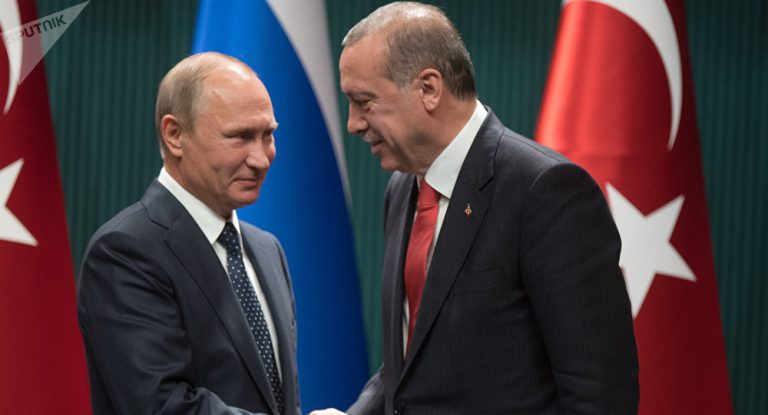 Hat Erdogan Putin um Hilfe gebeten? Kremlsprecher klärt auf