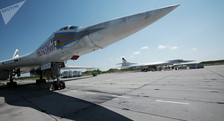 Pentagon ist schlaflos: Tu-160-Bomber landen am Beringmeer