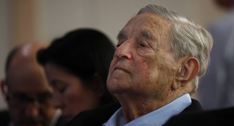 Schattenkampf: Soros steht an Spitze einer Verschwörung gegen Trump