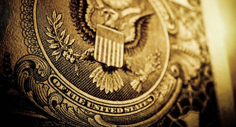 Russland kann den Dollar bannen: Zwei Schritte und der „Greenback“ ist raus – Experte
