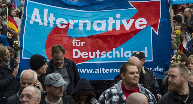 AfD im Osten erstmals die stärkste Kraft – DeutschlandTrend