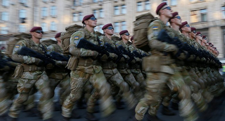 Donezk: 12.000 Mann starkes ukrainisches Kontingent bereitet Offensive vor