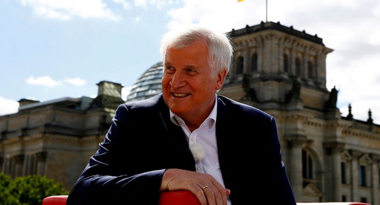 Ist Horst Seehofer „Vater aller Rassismusprobleme“? Reaktionen auf Minister-Spruch
