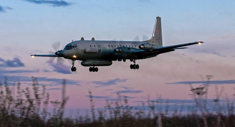 Telefonat mit Putin: Netanjahu gibt Syrien Schuld am Abschuss von russischem Flugzeug
