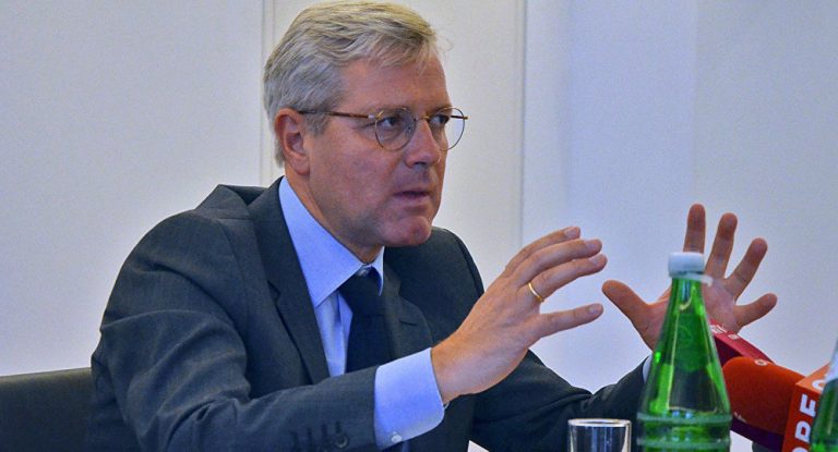 „Schwerste Völkerrechtsverletzungen“ – Was CDU-Außenpolitiker Moskau vorwirft