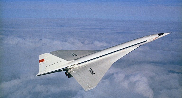 Fristen für Serienproduktion russischer Überschall-Passagierjets genannt