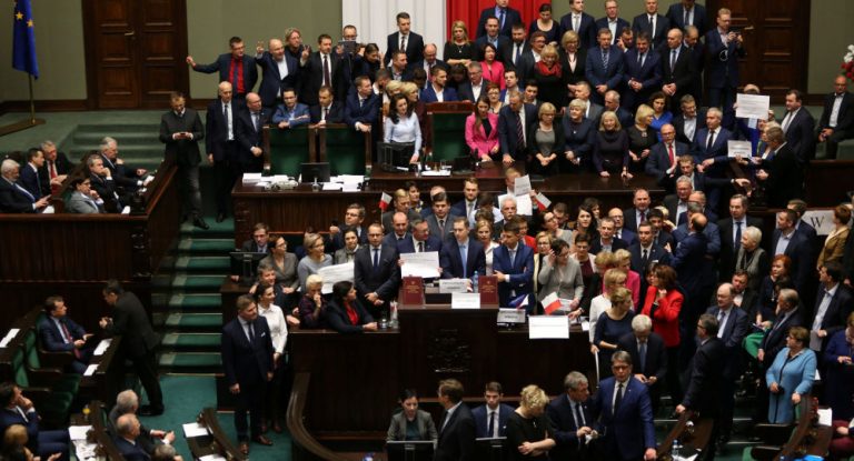 „Neue Methoden einsetzen“: Polen rechnet Reparationenforderungen an Deutschland um