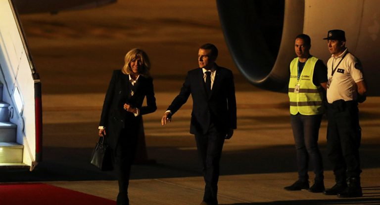 „Eine schwere Panne“: Macron in Buenos Aires von niemandem begrüßt – VIDEO