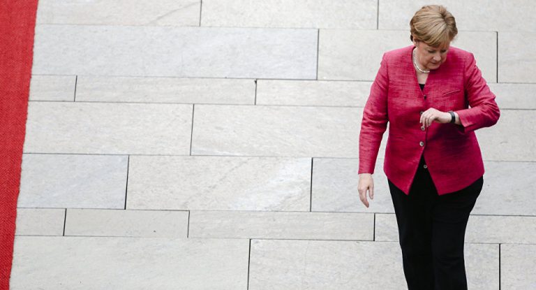Warum soll Deutschland noch mit Angela Merkel seine Zeit „verplempern“?