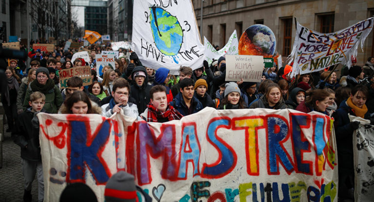 „Eine Sache für Profis“: Christian Lindner zu Klimademos von Schülern