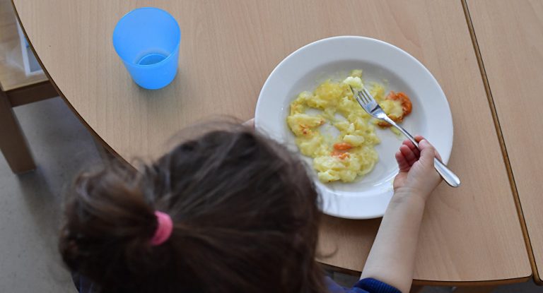 Essen in Kita vergiftet: Polizei ermittelt wegen Anschlag auf Kleinkinder
