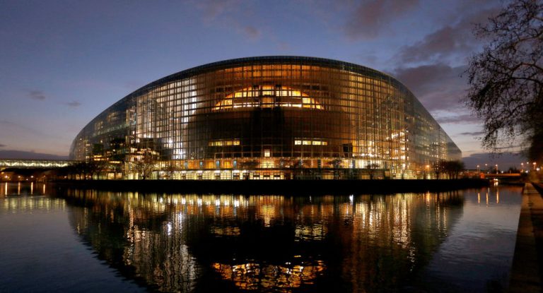 Vor Europa-Wahl: Drittel der Deutschen sieht EU negativ
