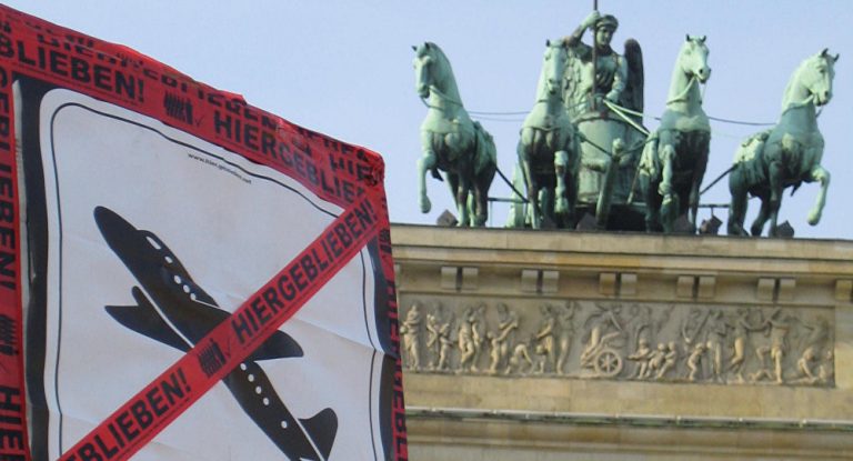 Piloten verhinderten 2018 Hunderte Abschiebungen aus Deutschland – Medien