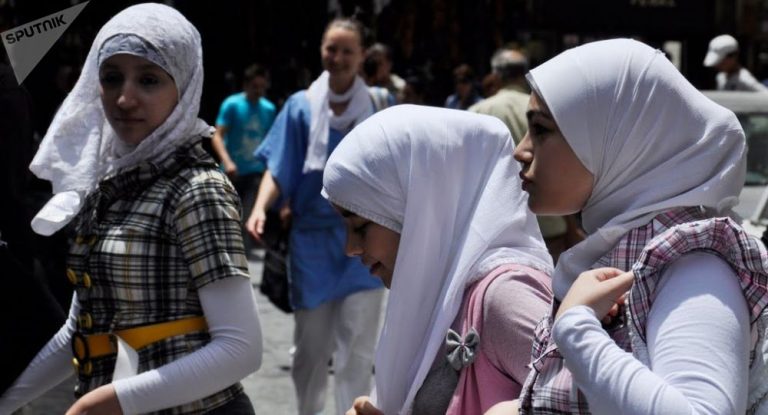 Deutschland: Muslimische Verbände verurteilen Kopftuchdebatte als „Islambashing“