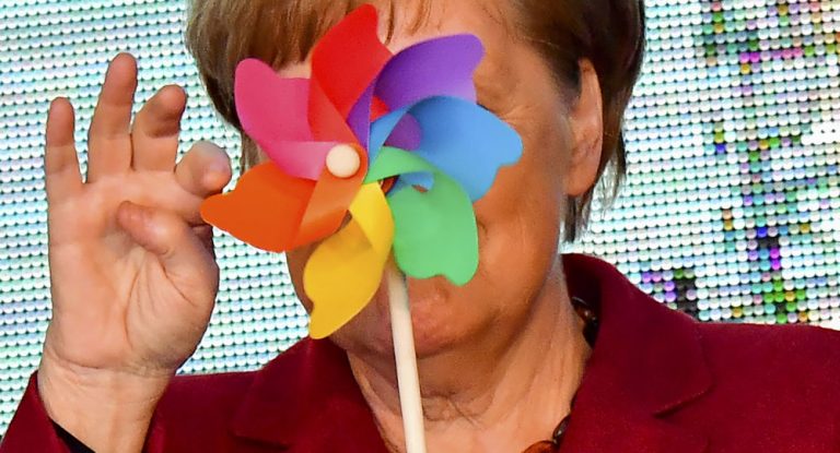 Willy Wimmer: „Frau Merkel schrottet nicht nur Deutschland, sondern auch die CDU/CSU“