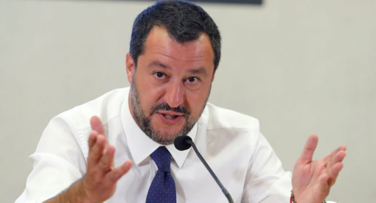 Matteo Salvini schätzt Putin hoch ein und will Beziehungen zu Russland verbessern