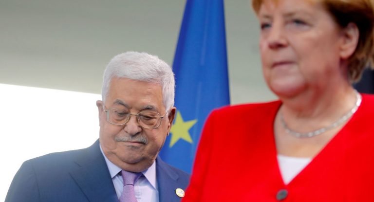 Merkel trifft sich mit Palästinenserchef Abbas – Video