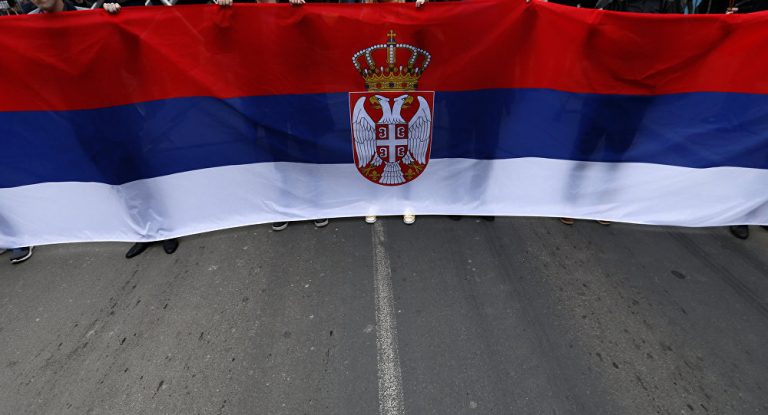 „Unter großem Druck“: EU drängt Serbien zur Unterstützung der Russland-Sanktionen – Botschafter