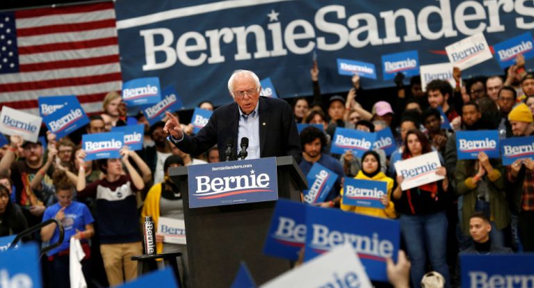 Lieber Trump als Sanders? – US-Ökonom Hudson vermutet perfide Strategie der Demokraten-Führung